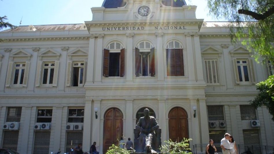 La Universidad Nacional de La Plata fue elegida como la mejor de